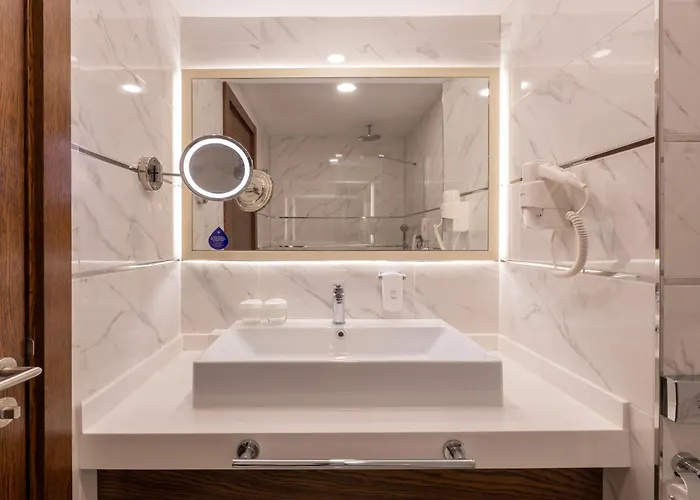 Smart By Dedeman Hotel *